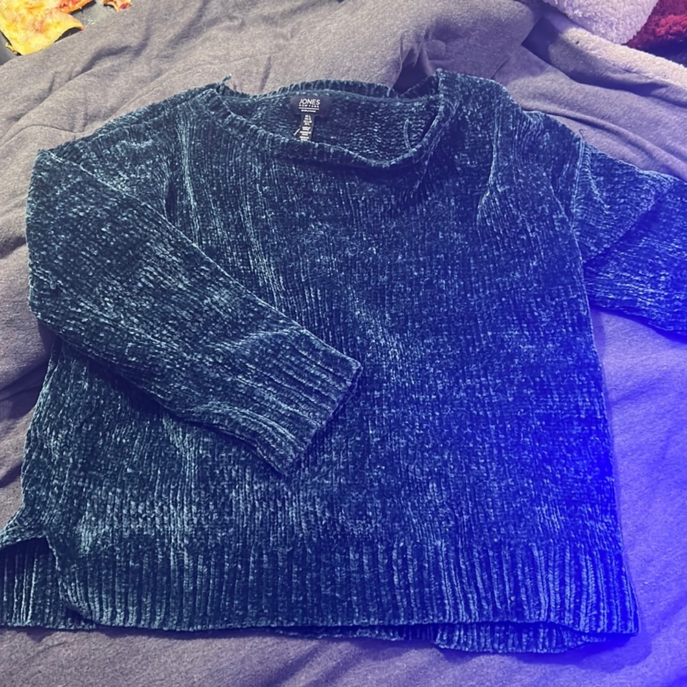 Green sweater
